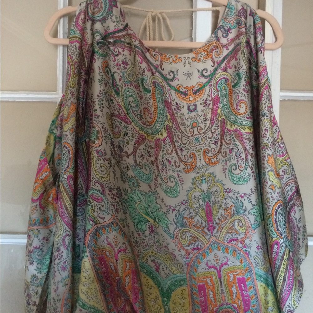 UNIQUE 60s/70s looking top
